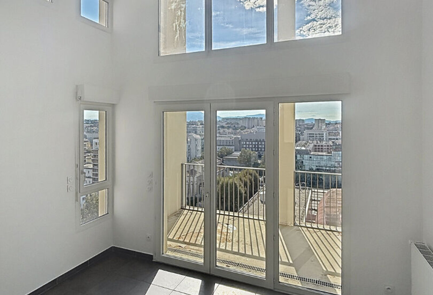 Duplex T3 / Lumineux /Balcon / Parking / 13003 Marseille — photo 1