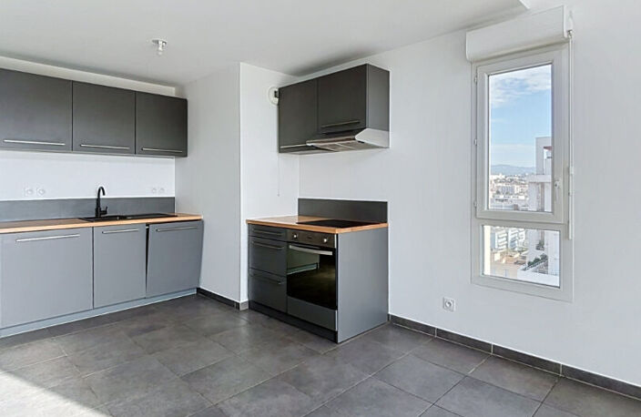 Duplex T3 / Lumineux /Balcon / Parking / 13003 Marseille — photo 4