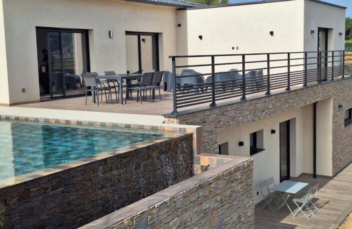 VILLA NEUVE CONTEMPORAINE F4 AVEC PISCINE SECTEUR D'AFA — photo 5