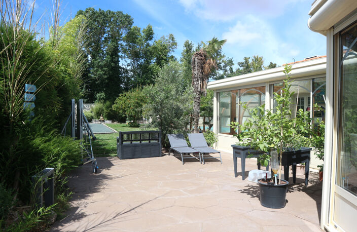 MAGNIFIQUE ENSEMBLE IMMOBILIER DE 350 M2, AVEC 2 LOGEMENTS , — photo 3