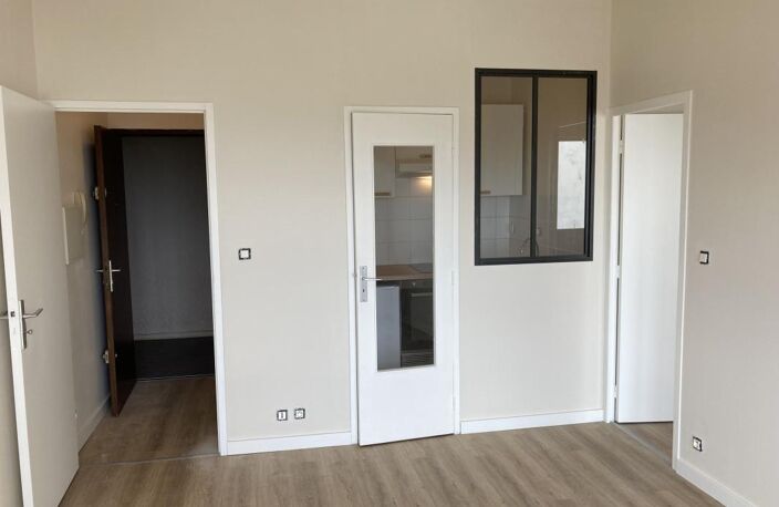 LOCATION T1BIS RODEZ SANS FRAIS D'AGENCE — photo 2