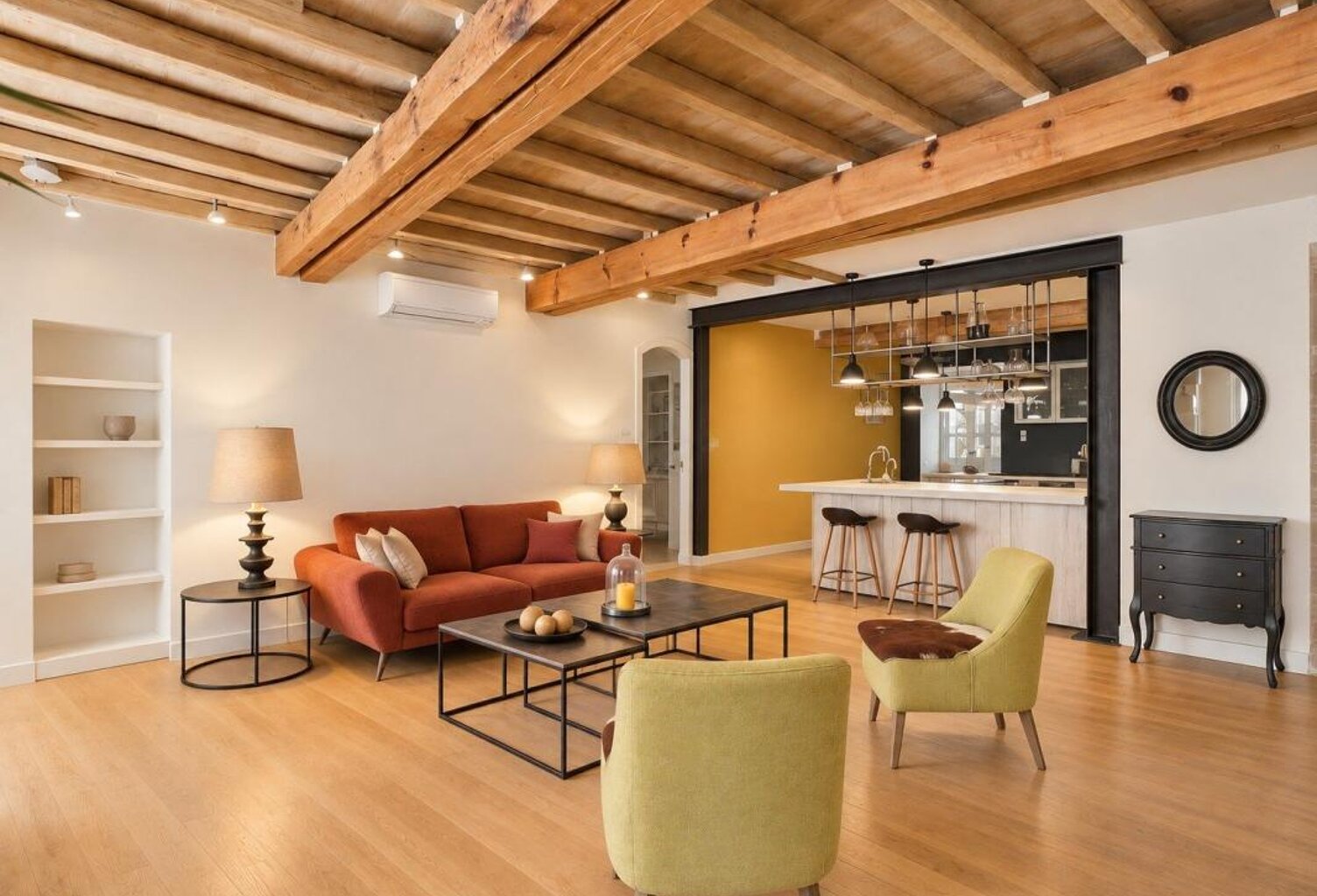 A VENDRE F3 CHARMANT AVEC TERRASSE - VIEILLE VILLE AJACCIO — photo 1