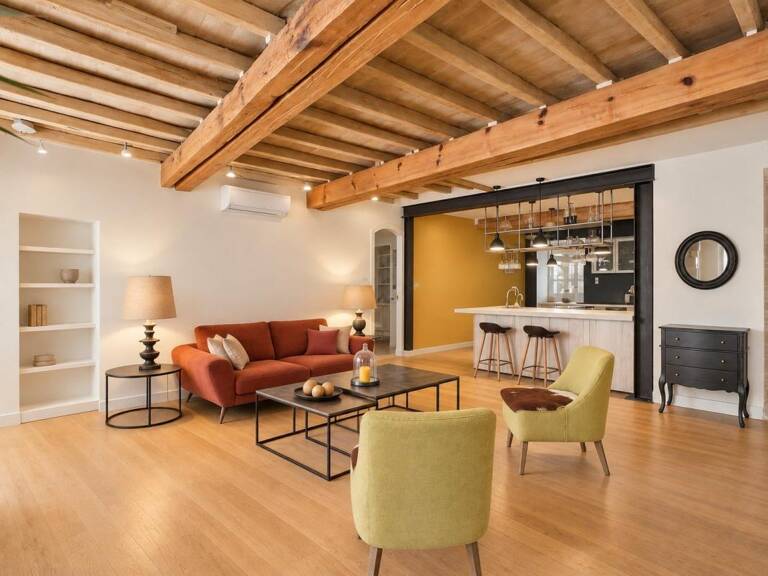A VENDRE F3 CHARMANT AVEC TERRASSE - VIEILLE VILLE AJACCIO — photo 1