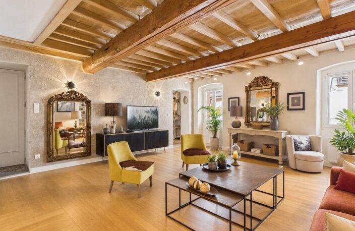 A VENDRE F3 CHARMANT AVEC TERRASSE - VIEILLE VILLE AJACCIO — photo 5