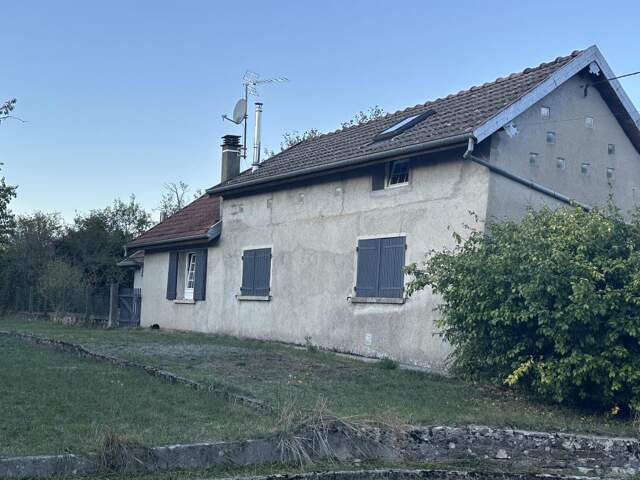 Maison individuelle de village - 56 m2 - BOURGUIGNON — photo du bien