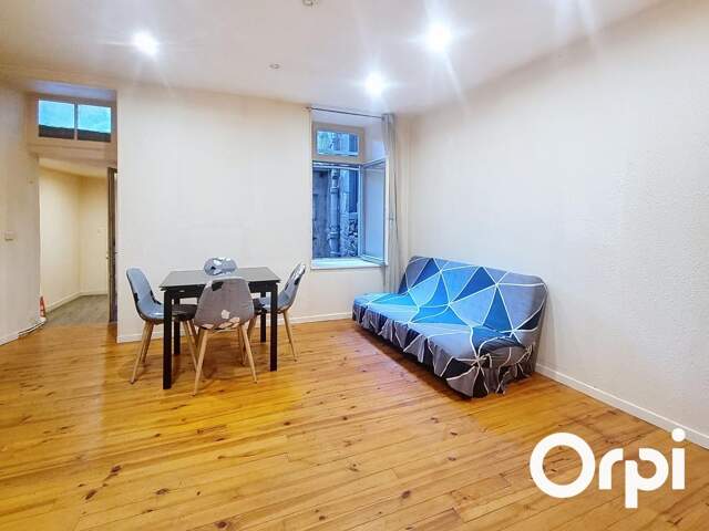 À louer – Appartement T2 avec cour intérieure privative — photo du bien