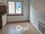 ROQUEVAIRE CENTRE APPARTEMENT T3 DE 50 M² AVEC JARDINET — photo 4