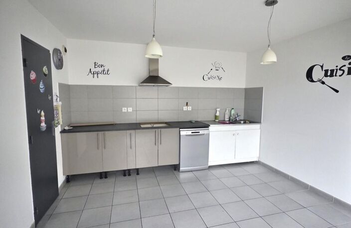 Appartement À Louer — photo 2