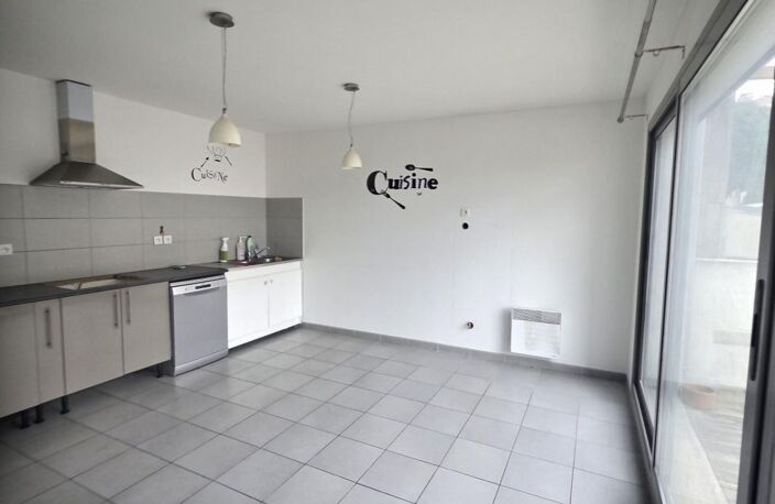 Appartement À Louer — photo 3