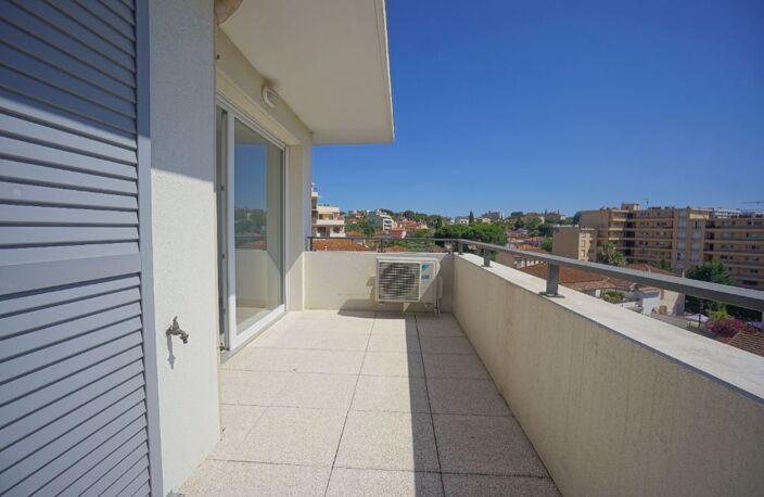 APPARTEMENT 3 PIECES VIDE - 1 Avenue Franklin Roosevelt - Résidence Villa Gauguin - 06 110 LE CANNET — photo 3