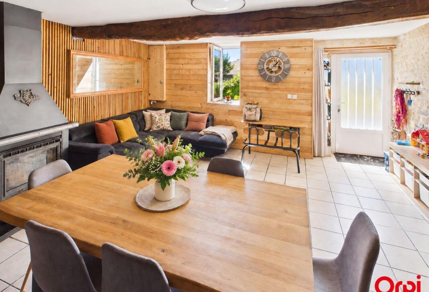 PLASSAY – VOTRE PREMIÈRE MAISON EN PIERRE ? 101 M² À IMAGINER À VOTRE IMAGE — photo 1