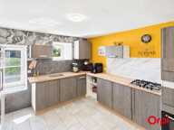 PLASSAY – VOTRE PREMIÈRE MAISON EN PIERRE ? 101 M² À IMAGINER À VOTRE IMAGE — photo 3