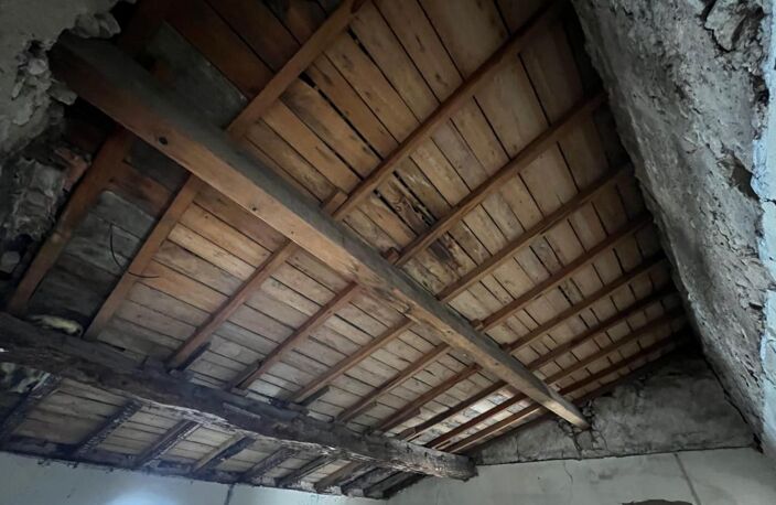 Immeuble de rapport centre ville de Cozes — photo 4