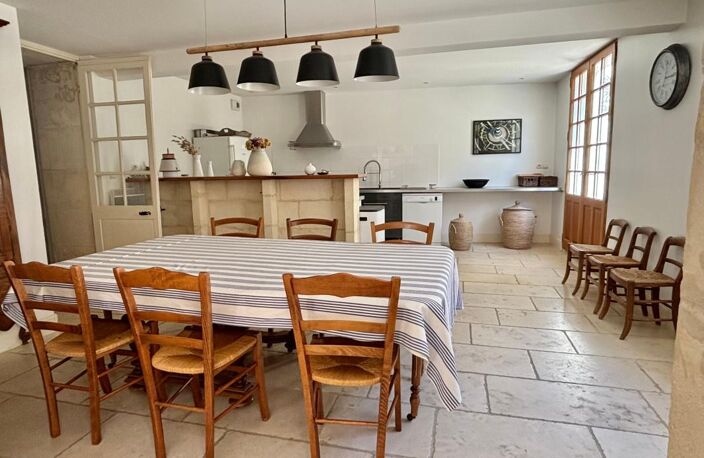 Maison de caractère exceptionnelle en plein cœur du centre-ville — photo 2