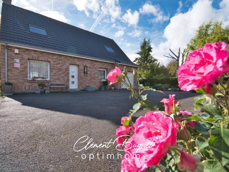 🏡 LE FAVRIL – Le confort d’une maison récente, le charme d’un grand jardin ! ☀️🌳 — photo 1