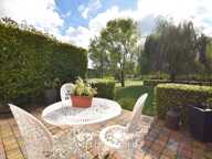 🏡 LE FAVRIL – Le confort d’une maison récente, le charme d’un grand jardin ! ☀️🌳 — photo 2