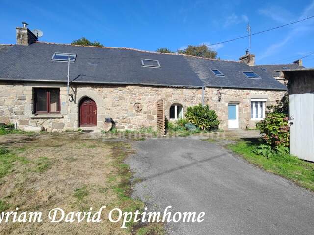 Maison de campagne en pierre avec potentiel locatif près de Rostrenen — photo du bien