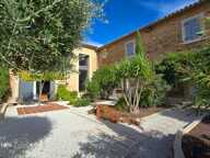 L’Exception Narbonnaise : Un Domaine Viticole d’Autre Temps, Sublimé par le Luxe Moderne" — photo 2