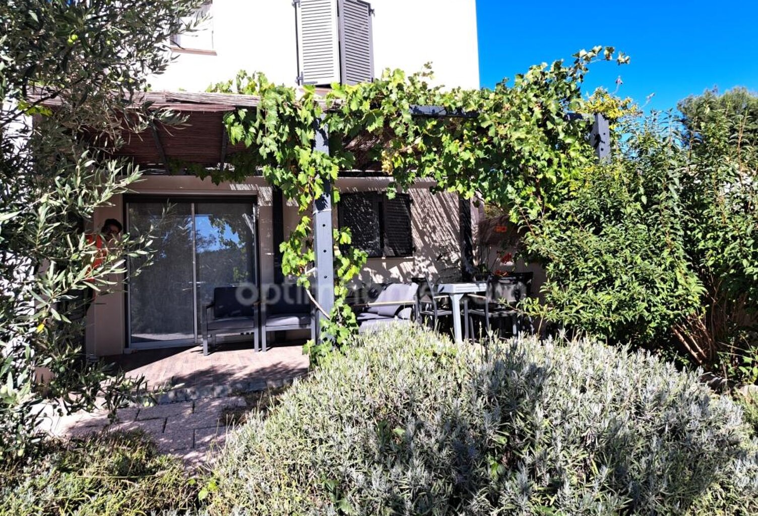 Maison à vendre 4 pièces LA BASTIDE DES JOURDANS (84) — photo 1