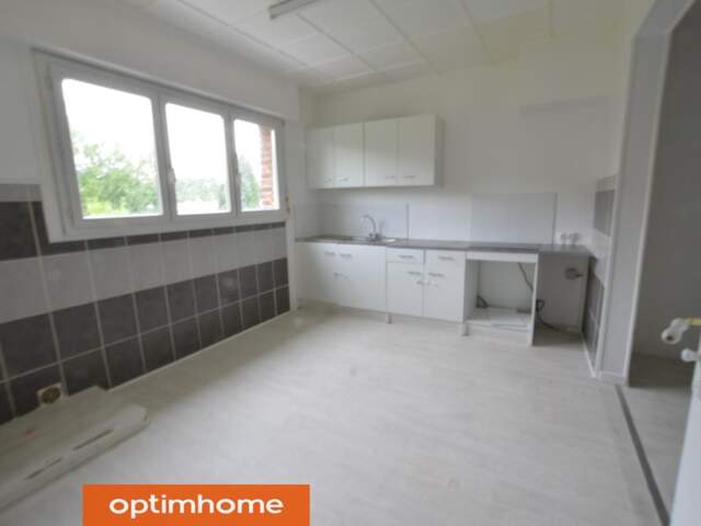 Appartement T4 avec 3 chambres, parking intérieur. Idéal investisseur — photo du bien