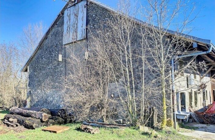 FERME À RÉHABILITER – 370 M² – UN POTENTIEL EXCEPTIONNEL ! — photo 2