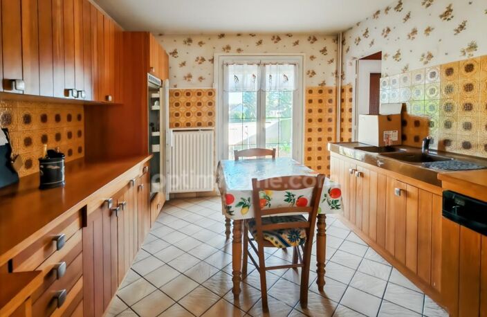 MOUY – Charmante maison familiale de 89,49 m² avec 3 chambres, jardin, garage et sous-sol — photo 2