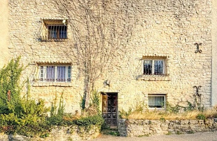 ST CHRISTOL - MAISON DE VILLAGE DE 100 m² HABITABLES - — photo 2