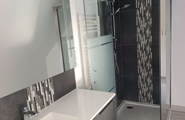 Maison de 130m2 à louer sur Mehun-sur-Yèvre — photo 5