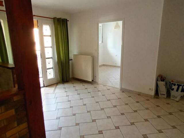 Appartement de 55m2 à louer sur Sens — photo du bien