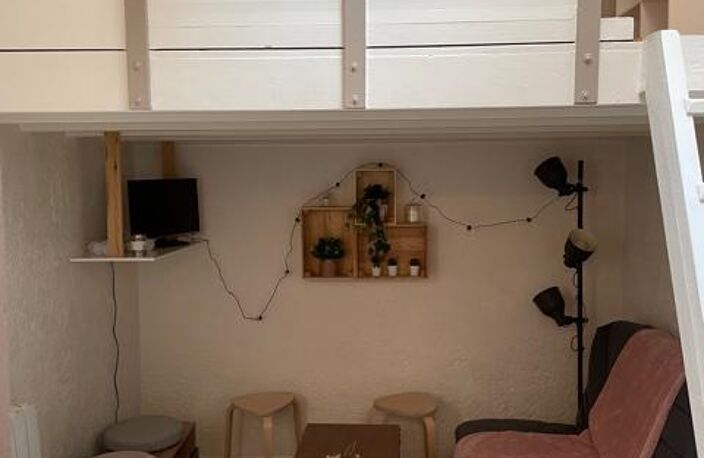 T1 — photo 3