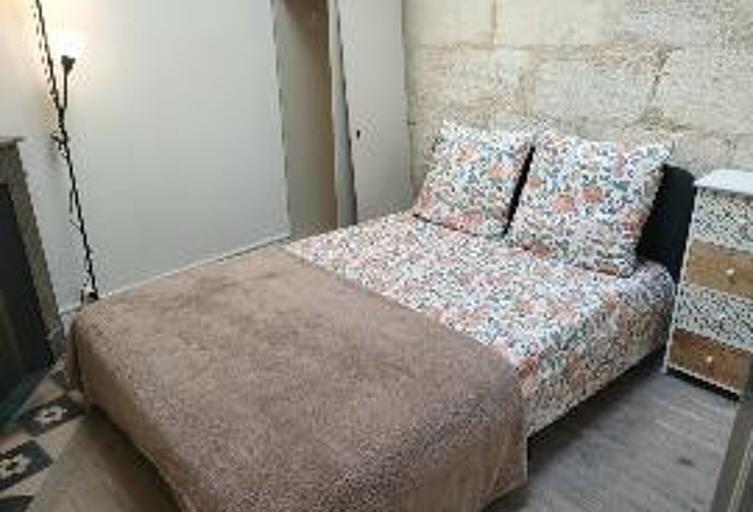 T2 — photo 1
