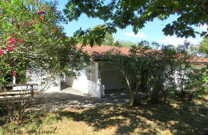 LANTON - maison 3 chambres avec garage et annexes — photo 3
