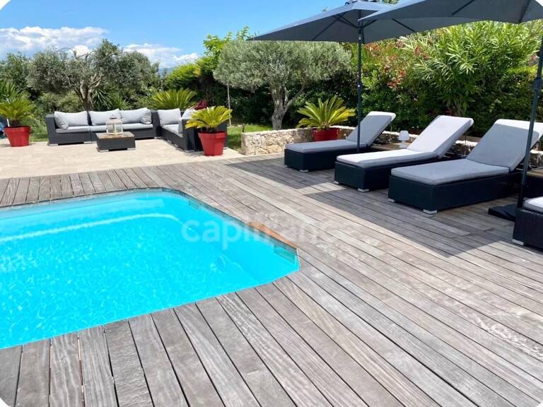CAGNES SUR MER (06), Villa de caractère avec vue mer, piscine et jardin méditerranéen, quartier résidentiel calme — photo 1