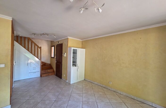 SEVRAN Limite Livry Gargan maison T5 - 97 m2 - Terrain - Garage — photo 4