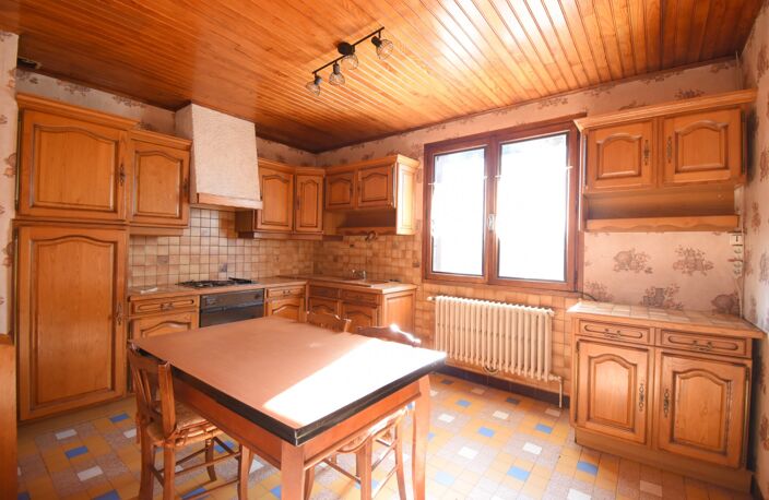 Grande maison sans nuisances, proche centre village de SAINT AGREVE (07) — photo 5
