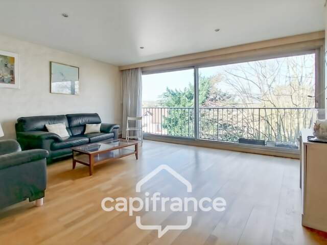 Limeil-Brévannes-A vendre appartement familial-120m2-4 chambres-3ème et dernier étage-Triple exposition-Parking-cave — photo du bien