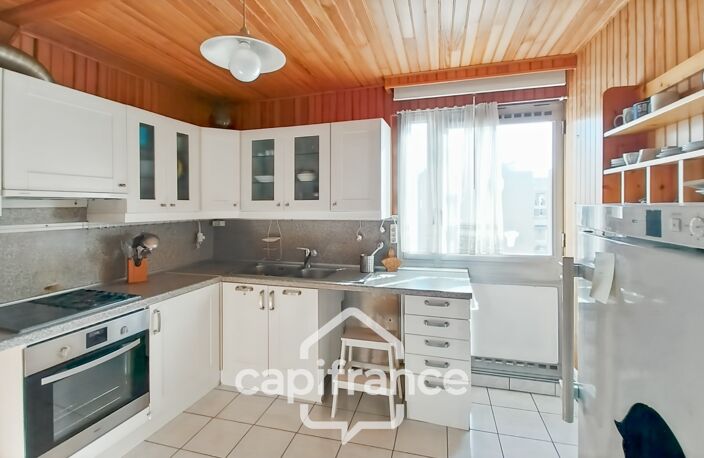 Limeil-Brévannes-A vendre appartement familial-120m2-4 chambres-3ème et dernier étage-Triple exposition-Parking-cave — photo 4