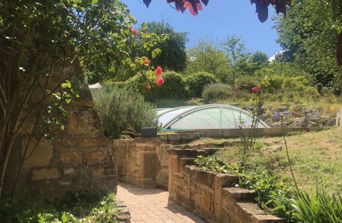 Maison de caractère mitoyenne, au coeur des amognes — photo 5