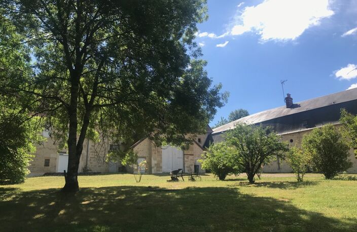 Maison de caractère mitoyenne, au coeur des amognes — photo 3