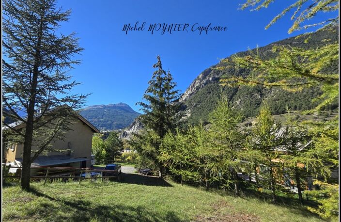 Briançon Fontenil, terrain à bâtir de 898 m² avec accès et étude de sol G1 — photo 2
