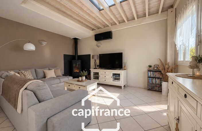 Maison à vendre de 4 chambres un bureau une grande pièce de vie à BEAUSEMBLANT (26) proche de Chanas — photo 5
