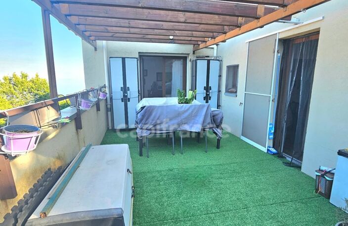 Appartement T3 de 73m2, rénové et fonctionnel, vue mer à Pietranera, SAN MARTINO DI LOTA (20200) — photo 3