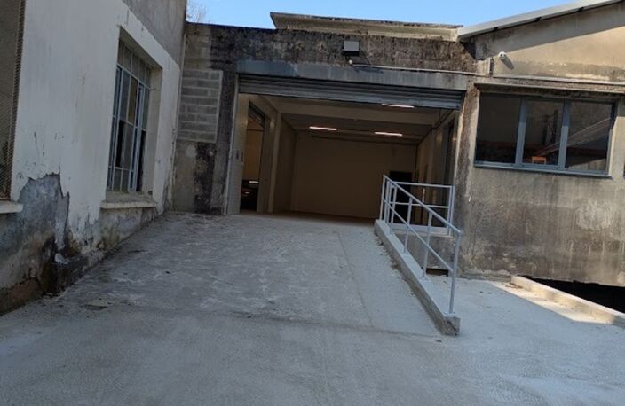 Locaux industriel à louer FROGES (38) 300 m² — photo 3