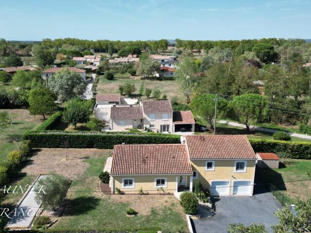 Maison à vendre 135m2 - 6 pièces REVEL (31) — photo du bien