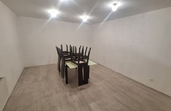 Local/bureau à louer LE CHEYLAS (38) de 300 m² — photo 3