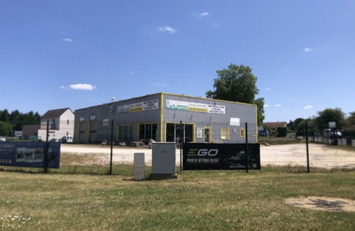 Local d'activité avec fort potentiel à SAINT GEORGES SUR CHER (41) — photo 3