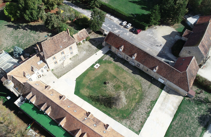 MORMANT (77)  à vendre propriété évènementiel en activité, salle de réception 283 m2 — photo 2