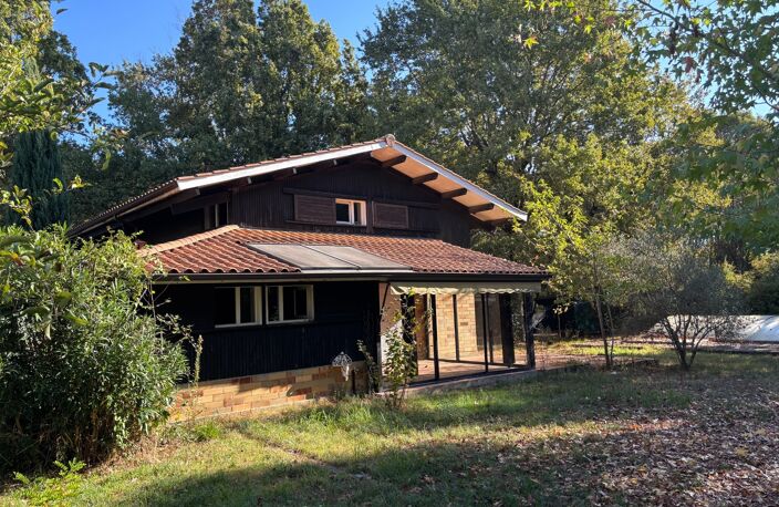 Maison à vendre 6 pièces  (4 chambres), piscine, carport — photo 2