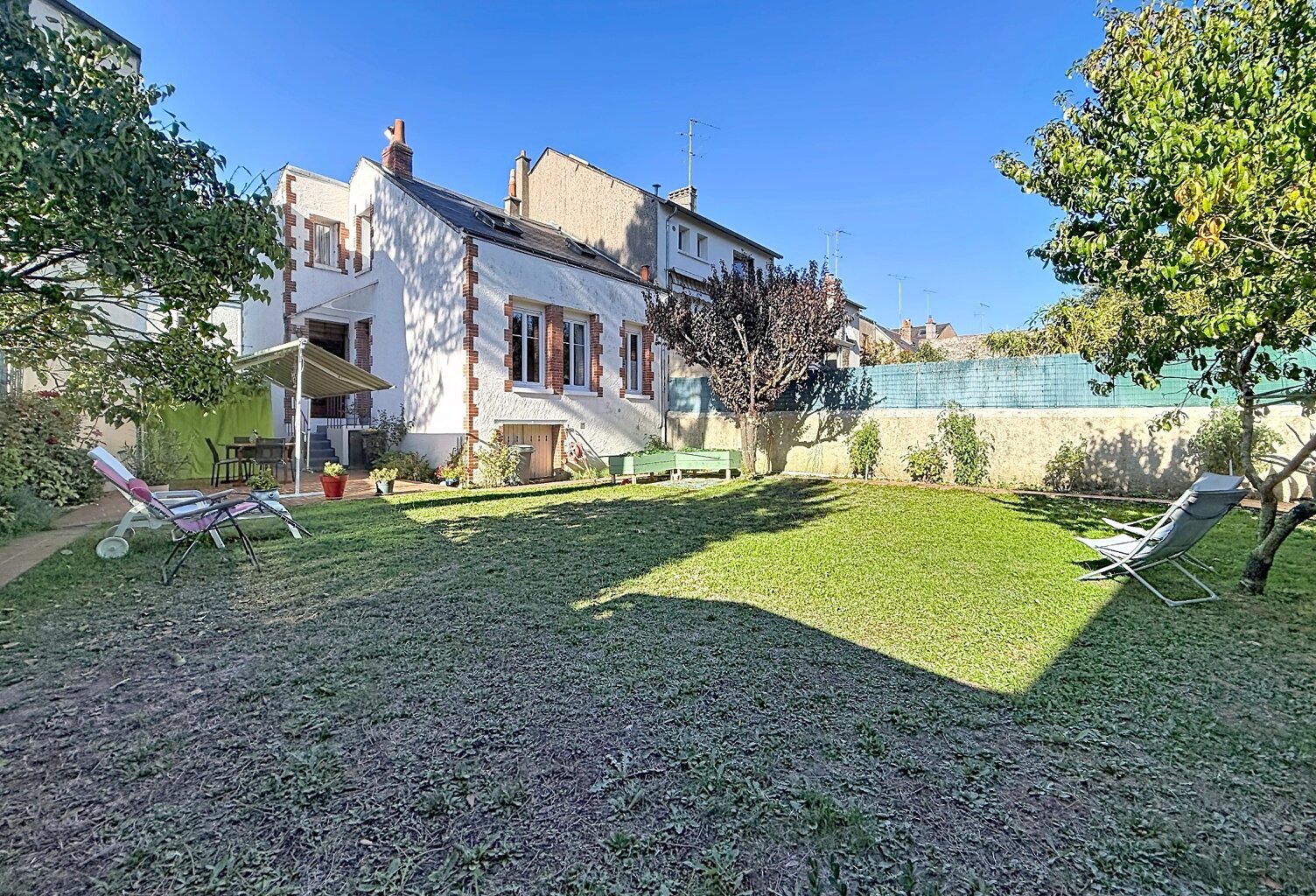 Maison à vendre 5 pièces TOURS, quartier Rabelais Bretonneau Saint Eloi, rue Victor Hugo, 4 chambres, jardin et accès voiture — photo 1