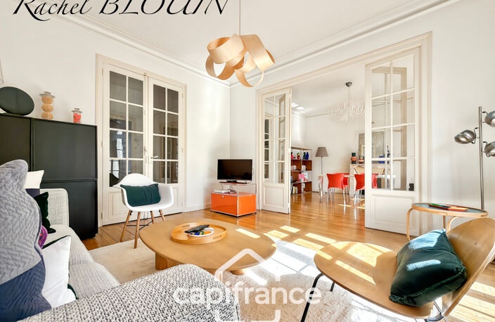 RENNES, Appartement bourgeois Type 5 de 118 m2 dans immeuble de caractère — photo 4